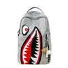 Mochila de couro macio com estampa de tubarão da moda para estudantes, mochila casual unissex com grafite para escola e viagens, transfronteiriça