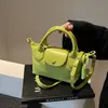 Novo Modelo 2024 Bolsa Dumpling Multicor em Tecido Oxford, Bolsa de Mão Patchwork de Dragão, Bolsa de Ombro e Transversal Transfronteiriça de Nicho