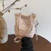Bolso de Mujer Amy Rabbit 2026 Estilo Nuevo Color Sólido Versátil Moda Estilo Coreano Casual Chic Hombro Único Cruzado Acolchado de Diamantes Cadena