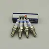 FR8DPP33 45 para Mercedes-Benz Chrysler Nissan Toyota Mitsubishi vela de ignição 0242230500