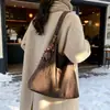 Bolsa Grande Retro Mate para Mujer 2025 Nueva Moda de Invierno Bolso Tote para Viaje Cotidiano Más Fácil de Combinar Bolso de Hombro de Gran Capacidad