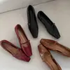 Sapatos Mary Jane femininos de couro bovino de primeira camada, elegantes, de ponta quadrada, com aumento interno de altura, de corte baixo, para o verão, versáteis para combinar com saias, tamanho 40