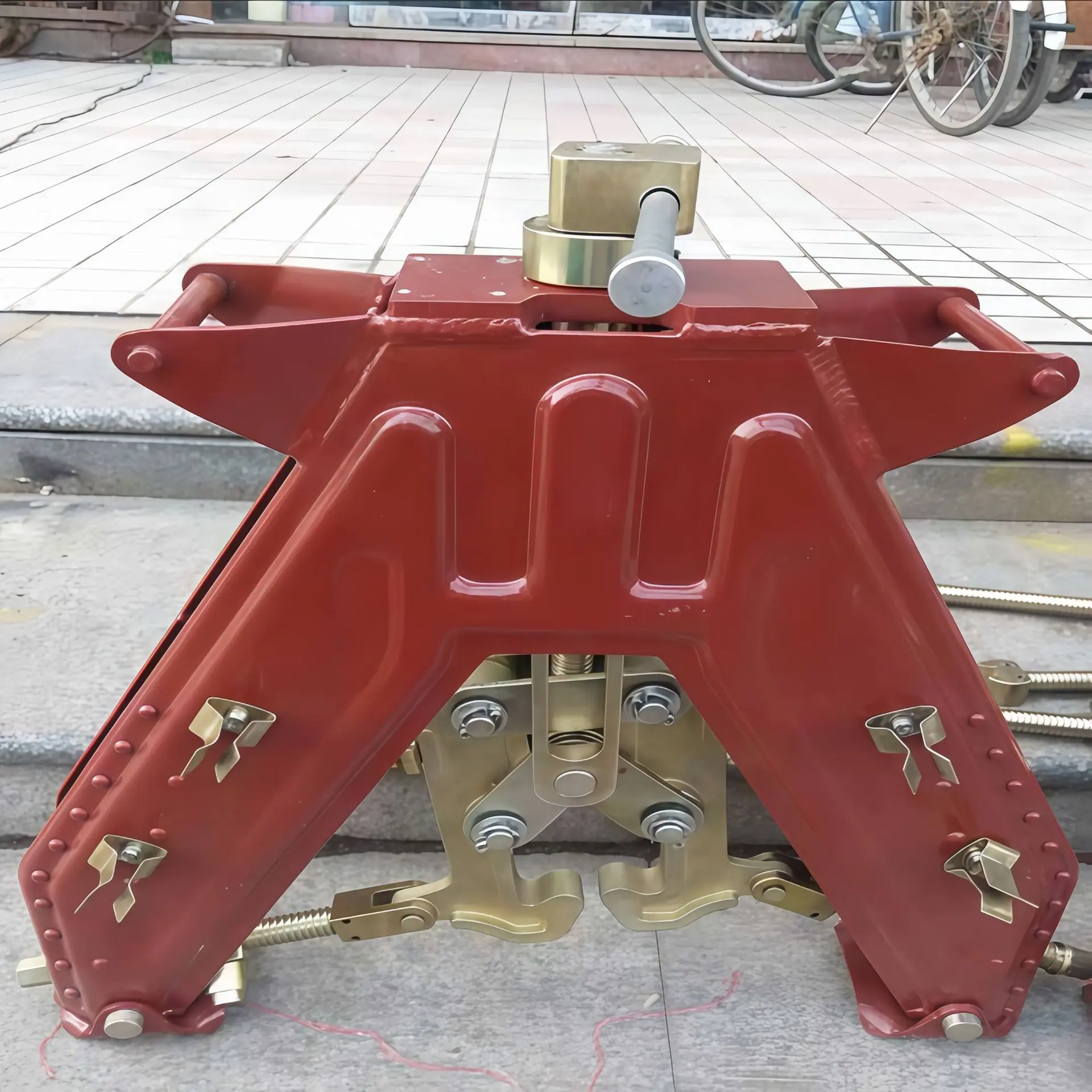钢轨对正架 图2.jpg