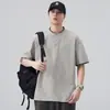 Camiseta masculina de verão de algodão, manga curta, estilo falso duas peças, novo modelo 2026, gola redonda, corte solto, camiseta de marca casual retrô moderna