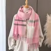 Cachecol/Xale Quente de Inverno Xadrez Estilo Academia Versátil para Deslocamento Casal Franja Cachecol de Falso Cashmere