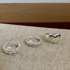 Anillo Abierto de Flor Estilo Chica Dulce Cremoso "Rosa Baya Floral" Moda para Mujer Exquisito Nicho Versátil Chic