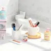 Adornos de Resina para Micro-Paisajismo Accesorios de Baño para Casa de Muñecas en Miniatura Cepillo de Dientes y Pasta de Dientes Decoración de Escena para Casa de Juegos en Miniatura