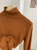 KEKEZOON Camiseta de manga larga ajustada de cintura alta y cuello medio alto para mujer, estilo corto de otoño e invierno, base de forro polar, moderna 9384