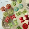 Serie Roja y Verde de Oso y Estrella de Vid Checa Doméstica Mariposa Hecha a Mano Capullo de Flor Oro Pintado Materiales y Accesorios para Pulsera DIY