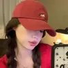 Gorra de Béisbol Bordada de Zorro de Dibujos Animados Linda para Mujer, Nueva Gorra de Béisbol de Top Suave para Parejas Primavera/Verano 2026 Que Hace que la Cara se Vea Más Pequeña