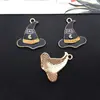 Juego de 19 Escobas Fantasma con Goteo de Aceite, Murciélagos y Sombreros de Mago Temáticos de Halloween, Dijes Creativos para Pulseras y Collares DIY