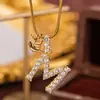 Nova Corrente de Clavícula Feminina da Amazon com Pingente de Letra Totalmente Cravejado de Diamantes, Moda de Luxo Leve de Alta Qualidade, Venda por Atacado