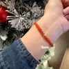 Pulsera de Ágata Roja con Cuentas, Estilo Lujo Ligero, Accesorio de Mano de Moda, Nuevo Estilo Chino, Pulsera del Año del Zodiaco, Moderna, Elástica y Ajustable