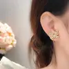 Brincos de Zircônia e Pérola Vazados em Formato de Borboleta, Estilo Levemente Luxuoso e de Alta Qualidade para Mulheres, Brincos Doces de Nicho, Acessórios de Orelha Simples e Minimalistas