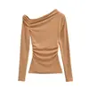 Camiseta Longa Assimétrica Tendência com Franzidos no Ombro, Novo Estilo de Primavera, Camisa Base Ajustada Versátil Estilosa, Top Curto Fashion
