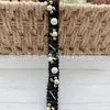 Ventas Directas de Fábrica de Lentejuelas, Bordado Hecho a Mano, Tela de Malla, Encaje de Pedrería, Vestidos de Novia, Accesorios para Zapatos y Sombreros, Códigos de Barras para Manualidades