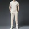 Novo Conjunto Esportivo Casual de Verão Masculino com Gola Reversível, Camiseta de Manga Curta, Conjunto de Duas Peças Masculino da Moda Tendência, Roupa Masculina Leve