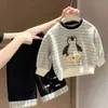 Conjunto de Sudadera a Rayas con Dibujo de Pingüino de Calidad Premium para Bebé Niño, Ropa Casual y Elegante de Dos Piezas para Salidas