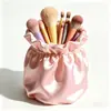 Bolsa de tela anti-seda impresa en 3D transfronteriza, cubo organizador para brochas de maquillaje y portalápices 2 en 1, decoración de micro-paisaje para interiores