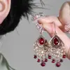[Un Toque de Rojo] Pendientes de Borlas Estilo Étnico Bohemio para Mujer Pendientes Retro Adelgazantes Pendientes Nuevos de Cuentas Chinas