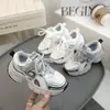 Zapatos de papá estilo primavera y otoño para niños de 6 a 12 años, zapatillas deportivas de malla transpirable para niños, zapatos casuales de malla ligeros con suelas suaves para niñas