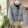 Chamarra de Algodón Estilo Coreano Inspirada en Chanel para Mujer, Nueva Colección Invierno 2026, Abrigador Acolchado de Lunares con Corte Holgado Adelgazante y Moño