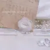 Flor enrollada hecha a mano accesorios de bordado DIY accesorios de flores para ropa venta al por mayor tamaño pequeño rosa 3D bordado parches de tela
