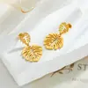 Moda de nicho pendientes simples retro de alta calidad creativos de hoja hoja pendientes huecos dorados de acero de titanio