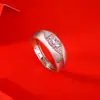 Anillo de Moissanita para Hombre Plata de Ley S925 Chapado en Platino No se Desvanece en Stock Anillo al por Mayor Lujo Ligero de Gama Alta
