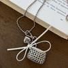 Bolso de Amor Tejido Collar con Lazo Ins Moda Simple Cadena para Clavícula Versátil Cadena de Lana de Nicho de Alta Gama