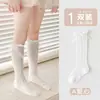 Meias Infantis para Primavera e Verão com Laço, Estilo Princesa, Malha Respirável, Acabamento em Renda, Meias Infantis Versáteis de Cano Médio, Modelo Fino