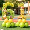 Decoración de Atmósfera Temática del Día del Niño Número 61 de Dibujos Animados Tablero de KT Fondo de Parque Infantil Soporte para Foto de Check-In Montaje