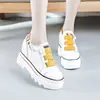Zapatos Casuales de Cuero para Mujer con Plataforma Interior de Caña Alta Blancos Nuevos Zapatos Versátiles de Suela Gruesa para Primavera y Verano 2023