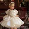 Aliexpress Vestido de Princesa para Florista Vestido de Princesa para Bebê Vestido Branco de Renda para Meninas Saia Plissada Elegante