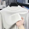 Suéter de cuello alto cruzado al por mayor para hombre, nuevo estilo otoño e invierno 2026, camiseta básica de punto versátil de color liso para hombres de mediana edad