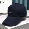 Gorra de Béisbol Bordada con Letras Estilo Coreano Estilo Japonés para Mujer Moda Ins para Cabeza Grande Profundizada con Visera Ancha Protector Solar para Pareja