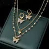 Conjunto de colar com clipe de orelha de borboleta de alta qualidade, terno de joias geométricas variadas de metal com diamante, terno de joias de moda para todas as estações