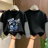 Camiseta de manga longa respirável de algodão puro para meninos, camada base para primavera e outono, novo visual estiloso de duas peças, top estampado versátil