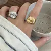 Anel Personalizado de Metal Nicho com Cravação Micro de Zircônia Banhado a Ouro Real em Toda a Superfície, Estrela de Cinco Pontas Quadrada, Versão Larga, Empilhável