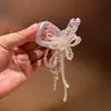 Grampo de Topo Exquisito Coreano de Luxo Leve Simples Versátil Temperamento Doce Primavera e Verão com Miçangas Franja Handmade Pequeno Grampo de Garra para Mulheres