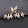 Brincos de Folhas de Zircônia Novos Transfronteiriços Brincos de Flor da Indústria Pesada Brincos Galvanizados a Cobre de Proteção Ambiental Brincos Joias Doces