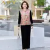 Nuevo conjunto de chaleco de terciopelo estilo chino para mujeres de mediana edad y mayores, ropa para madres, conjunto de tres piezas con cierres de botones, atuendo elegante y con estilo