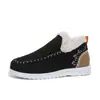 Zapatos de algodón cálidos para mujer con cuello de felpa estilo coreano, botines de algodón slip-on con suela gruesa antideslizante, populares en el comercio electrónico transfronterizo, directo del fabricante