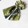 Venta directa del fabricante: Versátil Scrunchie Francés de Longitud Media Estilo Óleo, Goma para el Cabello, Cuerda para el Cabello
