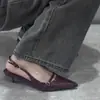 Sandalias de tacón alto de punta fina estilo francés de nicho, tacón de gatito, de principios de primavera, nuevas. Sandalias de tacón medio con punta cerrada.