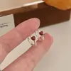 Brincos Pequenos de Coração Esmaltado em Prata de Lei S925 Estilo Coreano para Mulheres, Tendência de Brincos Frescos Exquisitos Minimalistas da Moda