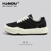 Zapatillas Deportivas de Suela Gruesa Universales para Hombre 2025 Nueva Tendencia de Otoño Zapatos Versátiles Disolventes Zapatos de Lona para Deporte y Ocio de Hombre