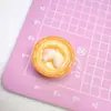 Comer y Jugar Huevo Tarta de Gato Perla Resina DIY Joyería Pasador Llavero Funda de Teléfono Celular Hebilla Zapatos de Agujero Accesorios Decorativos