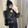 Chaqueta corta de algodón acolchado Kendall para mujer, nuevo estilo invierno 2026, cuello alto, abrigo cálido y grueso para personas menudas