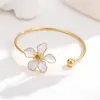 Pulsera, Gargantilla y Anillo de Flores de Esmalte Estilo Francés de Lujo Ligero Transfronterizo Europeo y Americano para Mujer, Elegante Juego de Joyería de Gargantilla de Alta Gama